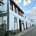 Casa Loli Y 아게이크