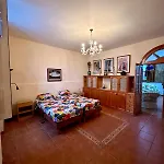 Casa Loli Y * 아게이크