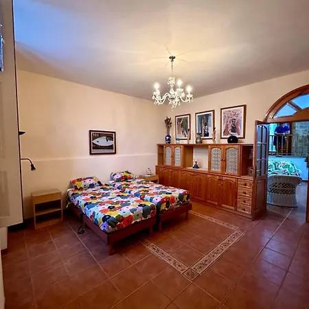 Casa Loli Y *